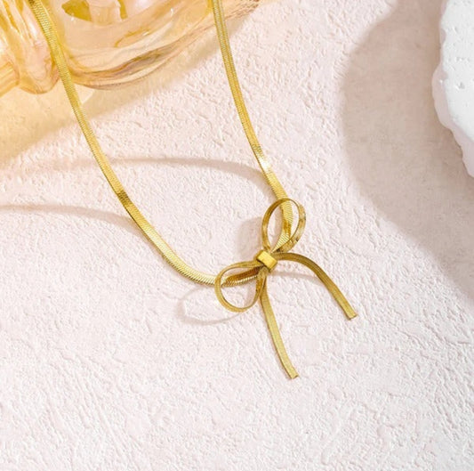 Bow & Glow Necklace x Anamora Anamora
